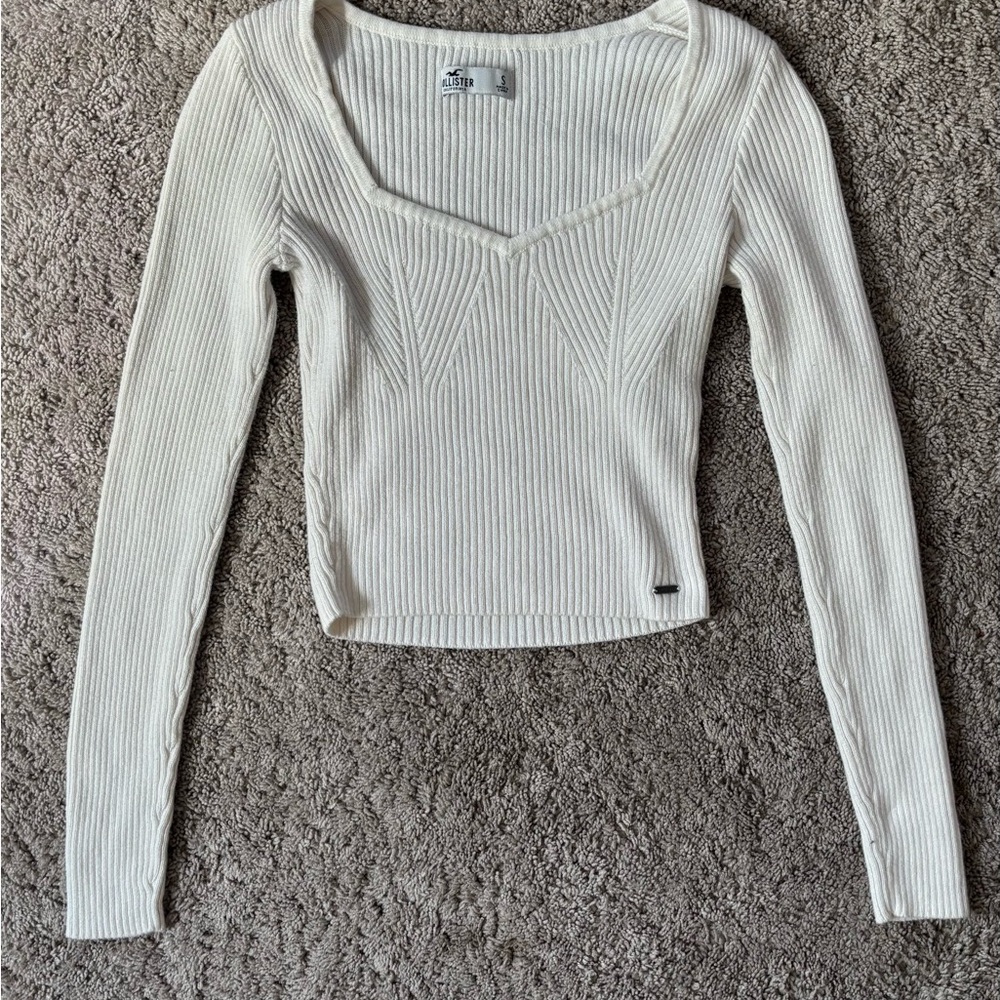 Hollister Cream Ribbed V-Neck Blouse